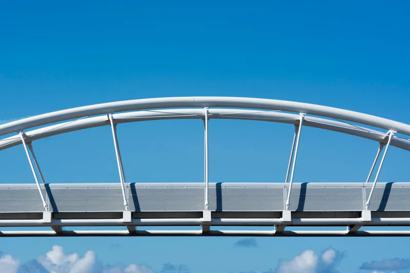 Tragfähigkeit neu gedacht: Carbon und Verbundwerkstoffe als Grundlage moderner Infrastrukturprojekte